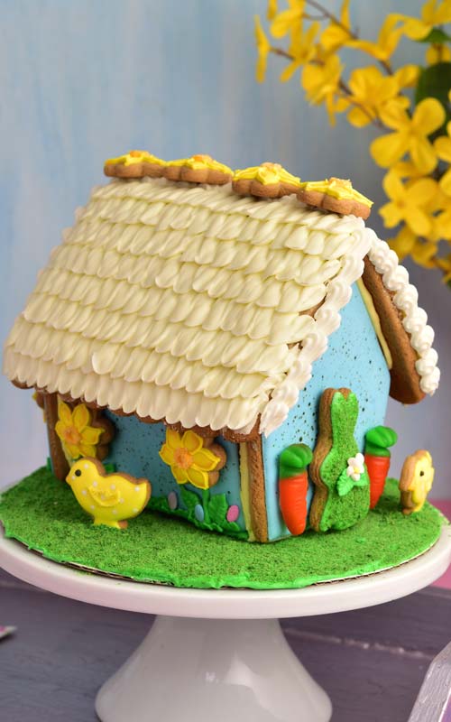 How to make Easter Gingerbread House