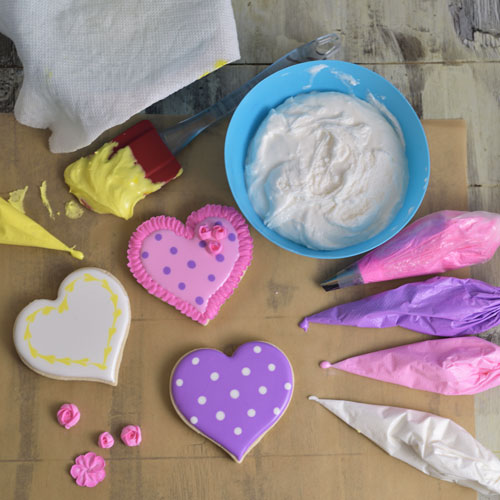 Decorating cookies with royal icing