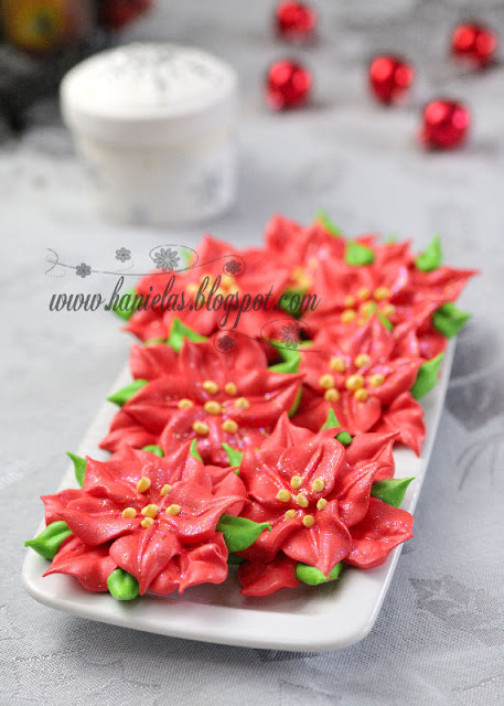 Christmas Poinsettia Meringues