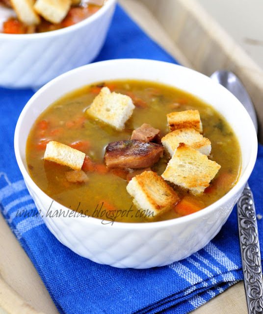 Split Pea Soup with Knockwurst