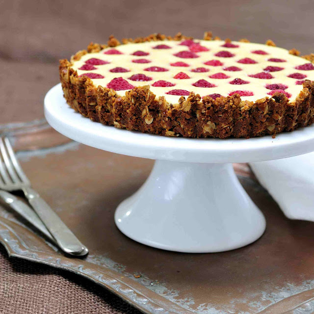 Raspberry Cheesecake with Pretzel Almond Crust