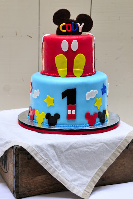 Mickey Mouse Cake