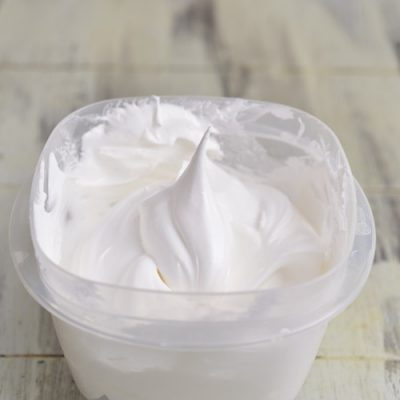 Recipe for small batch roayal icing