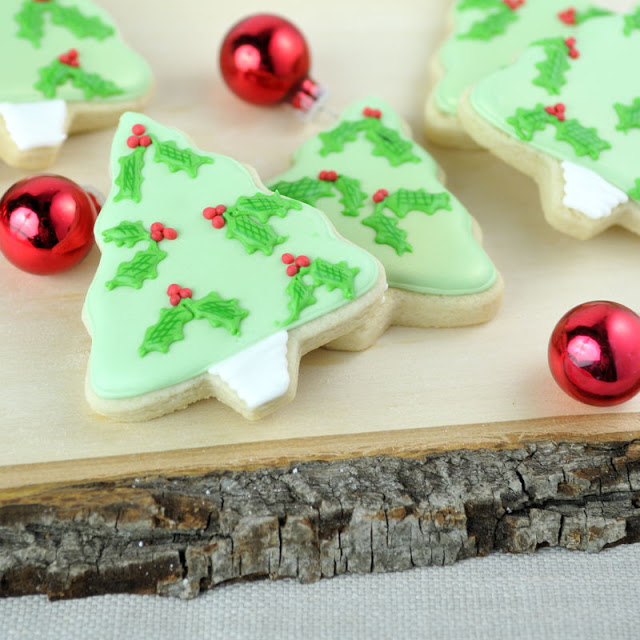 Christmas Holly Tree Cookies