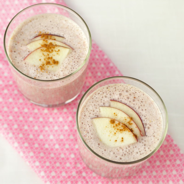 Apple Cinnamon Oatmeal Smoothie