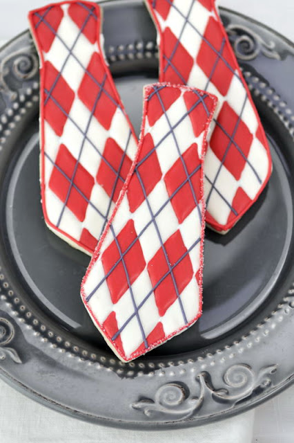 Argyle Neck Tie Cookies