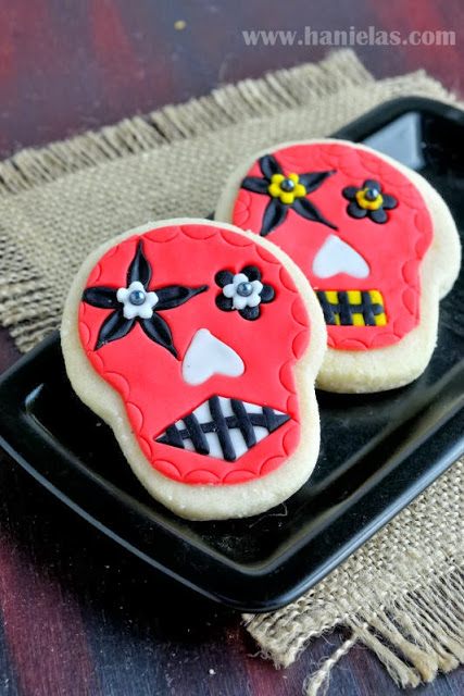 Fondant Inlay on Cookies, Day of the Dead Cookies