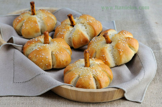 60 Minute Dinner Rolls, Hamburger Rolls