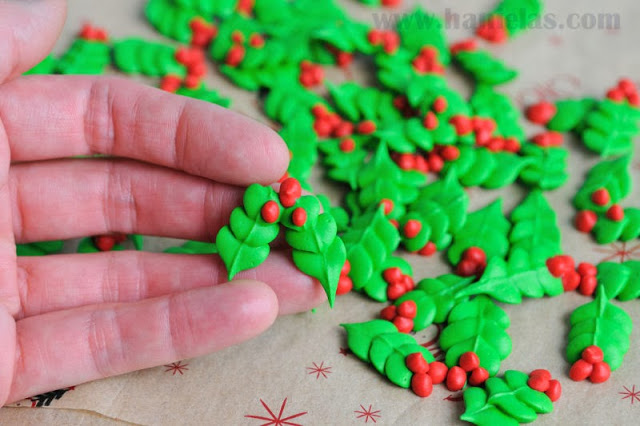 Royal Icing Holly Leaves, Accent Decorations