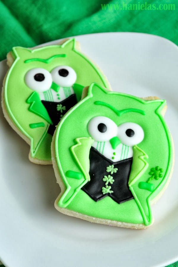 St. Patrick’s Day Owl Cookies with Make Me Cake Me