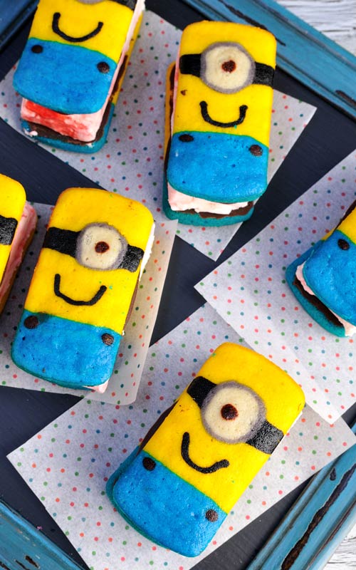 Rectangular minion ice cream sandwiches on a tray.