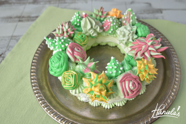 Succulent Meringue Wreath Cake