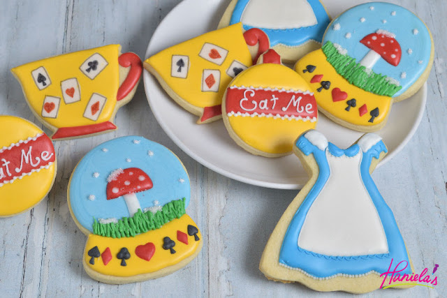 Alice in Wonderland Cookies