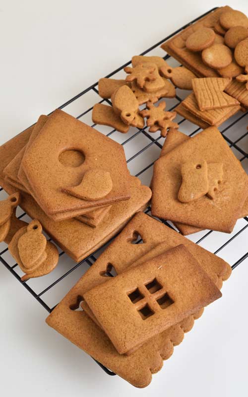 Bake gingerbread cooling on a wire rack.