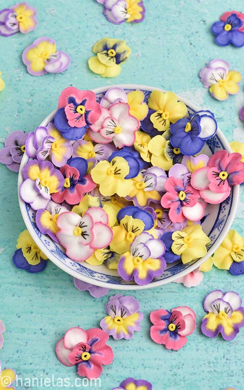 Royal Icing Pansy Flowers