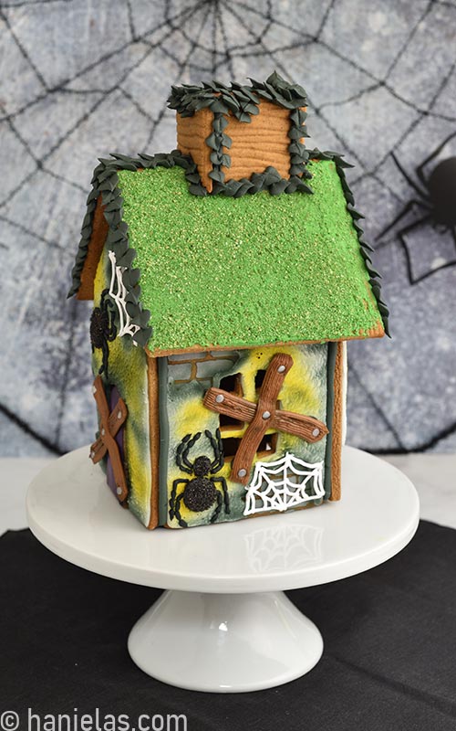 Side of the decorated Halloween gingerbread house.