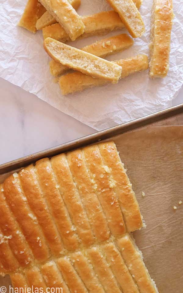 Baked bread on a baking sheet.