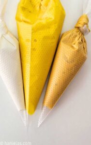 How to Decorate Graduation Cap Star Cookies - Haniela's: Sweet & Savory